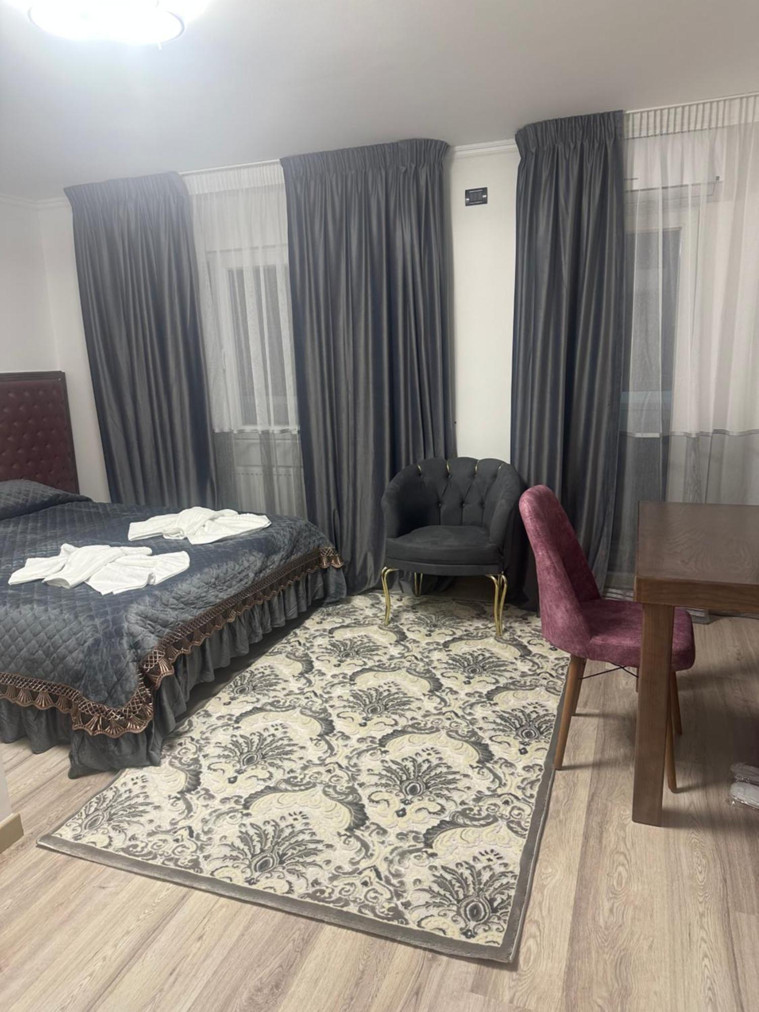Pensiunea Cascada Putnei Lepşa Exteriör bild